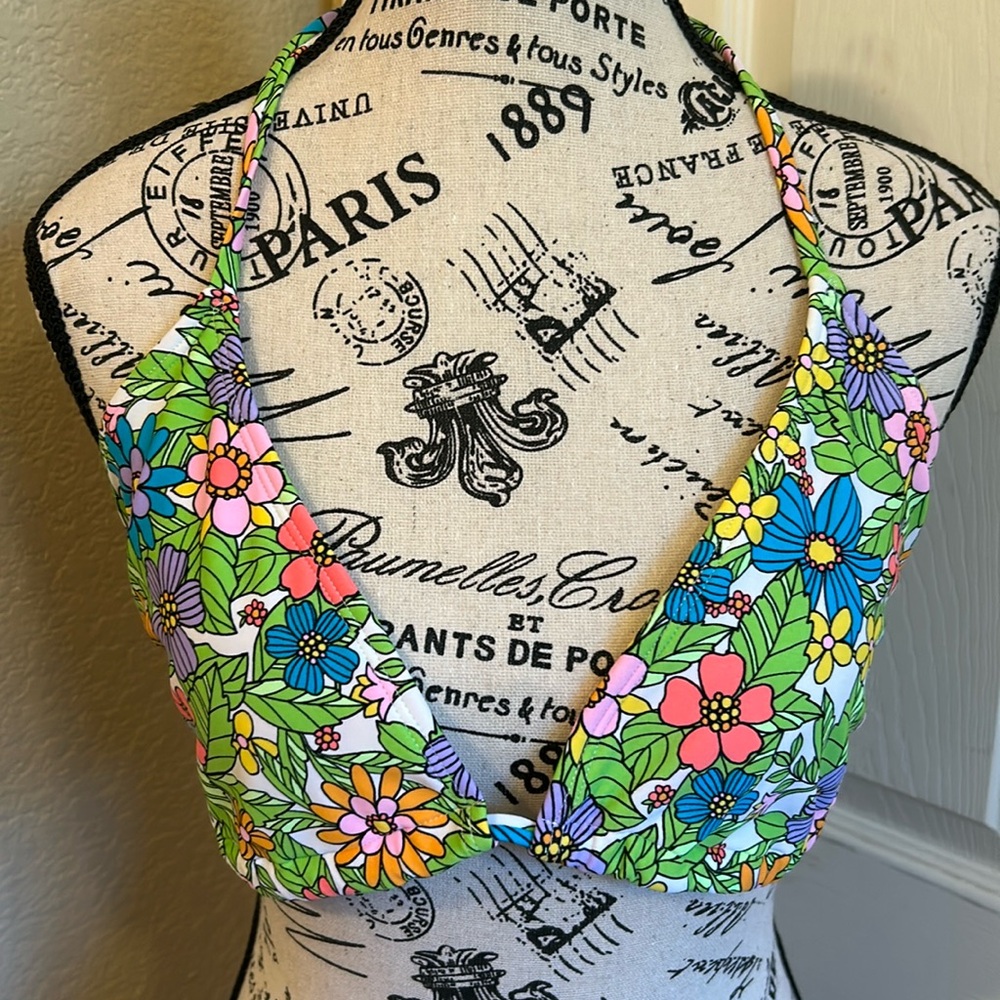 Triangle string bikini top